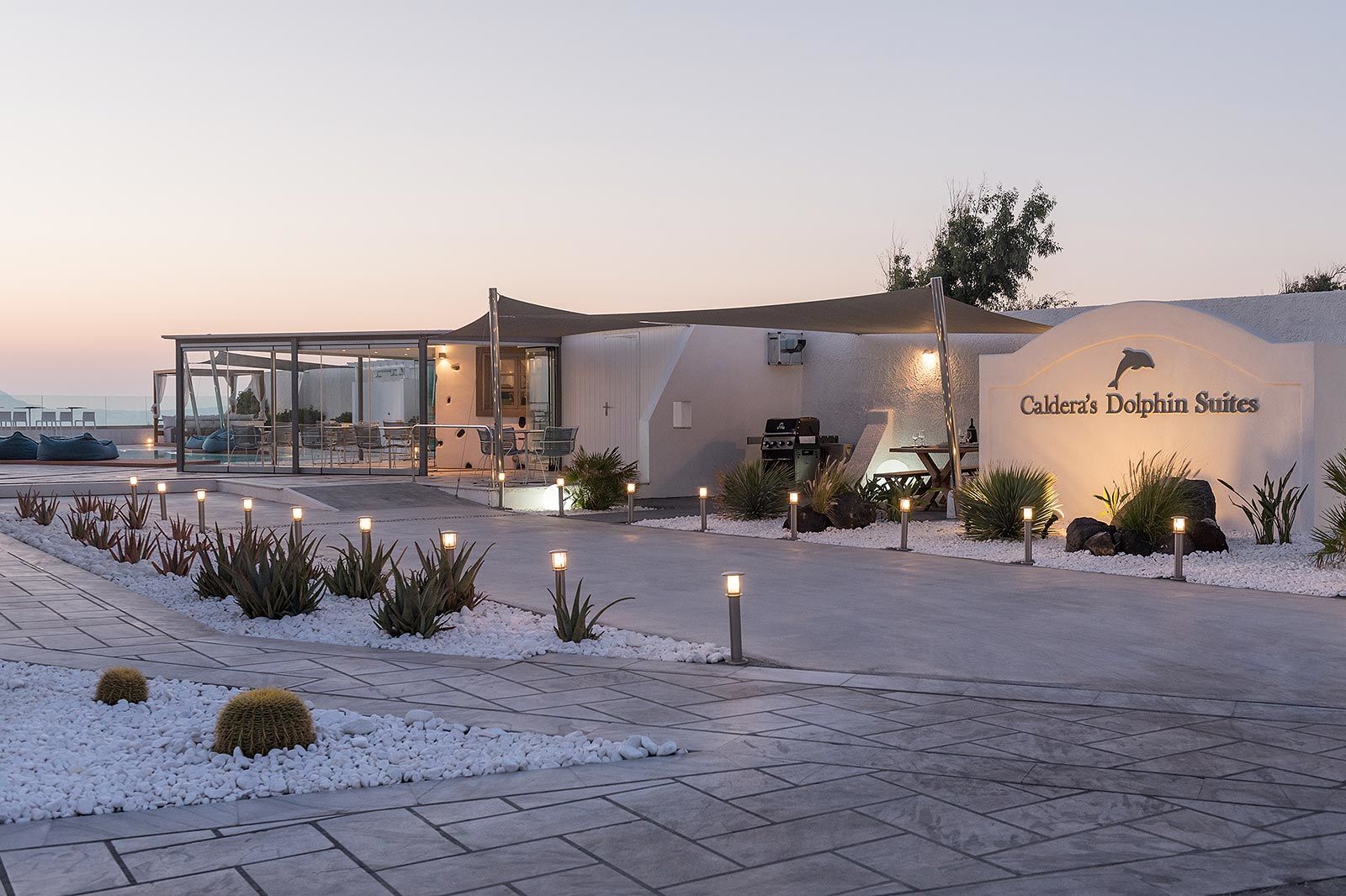 Caldera's Dolphin 4*